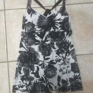 Lululemon Push Your Limits Brisk Bloom Black White...